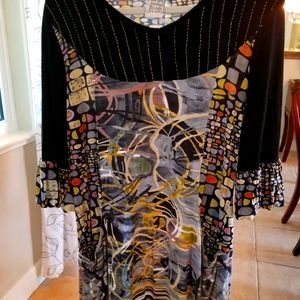 Three quarter sleeve top